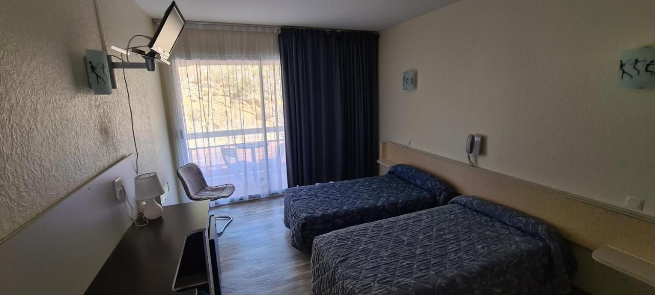 Garabit Hotel Anglards de Saint Flour Exterior photo